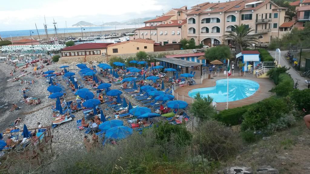 Hotel Anselmi マルチャーナ・マリーナ エクステリア 写真